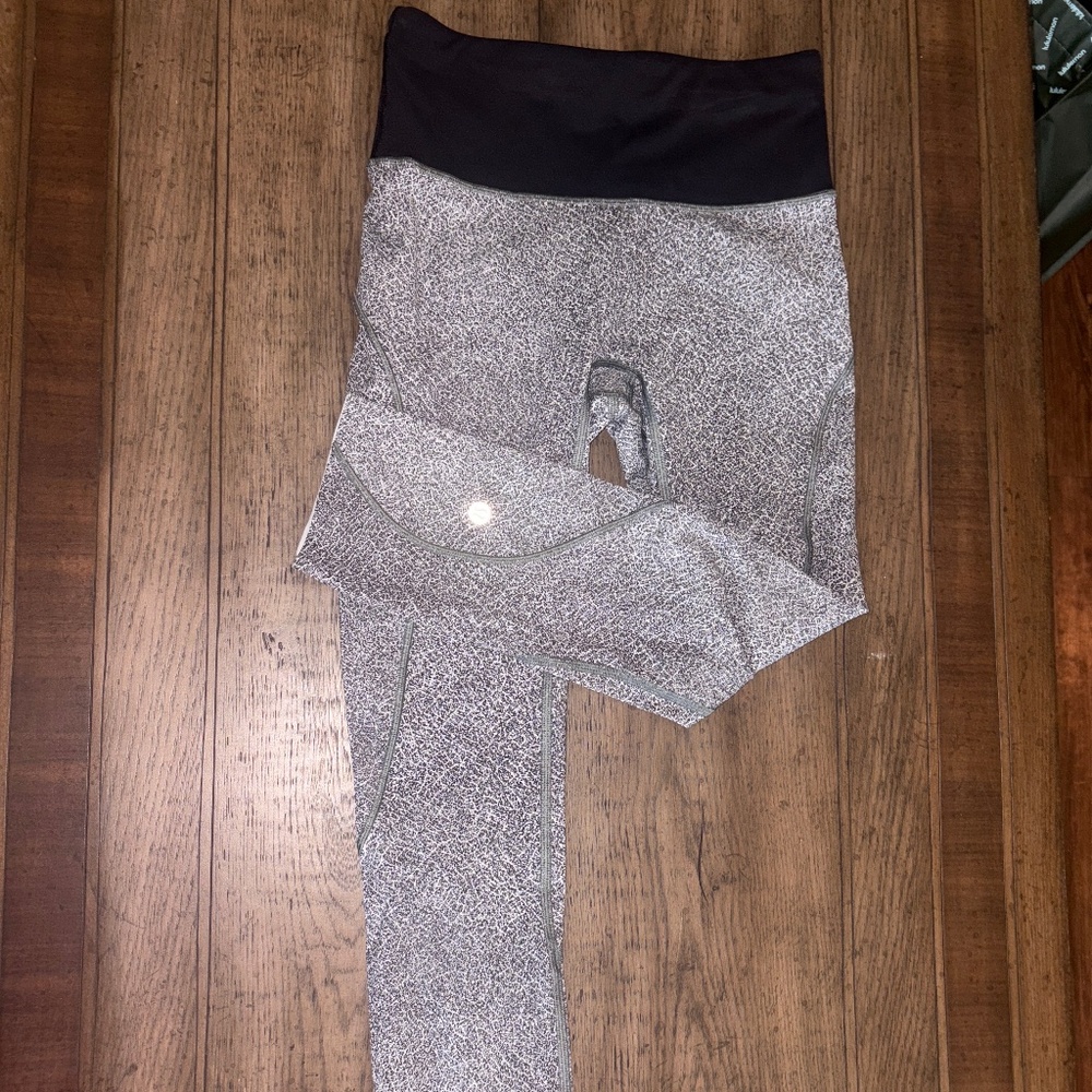 lululemon crop leggings